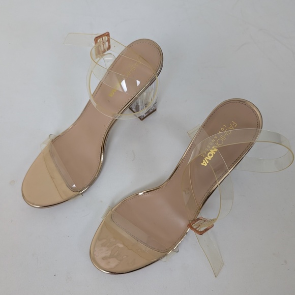 Fashion Nova Clear Heels Block Sandal Transparent Lucite Strappy Plastic - Picture 4 of 8